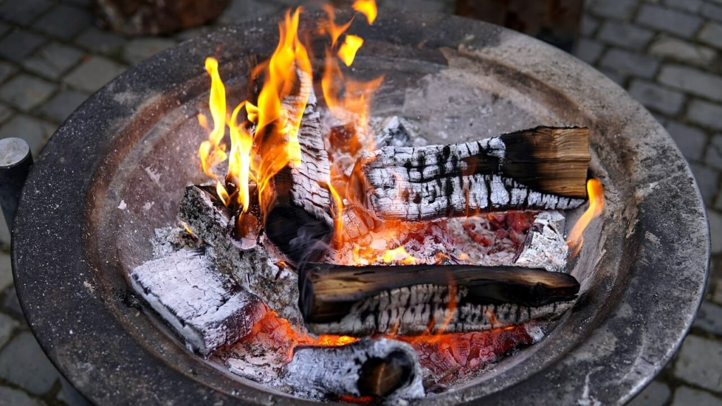 feuerschale grillplatz garten
